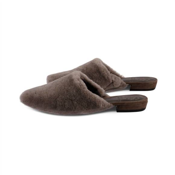 NEW VINCE CAMUTO women's samara mule in sabble fur - Picture 1 of 2